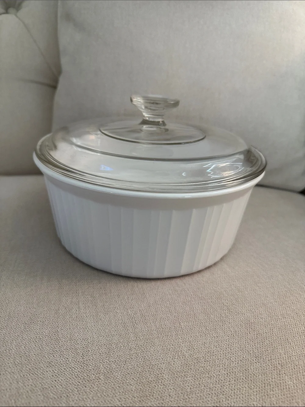 Corningware French White 2.5 Liter Round Baking Dish with Lid